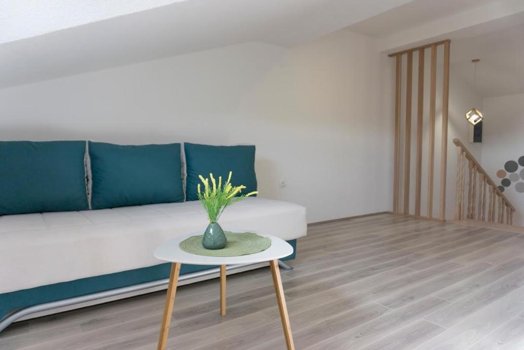 Apartmani Ivkovic+ Требине Екстериор снимка